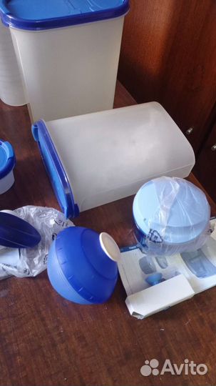 Контейнеы и принадлежности Tuperware