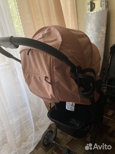 Прогулочная коляска mowbaby