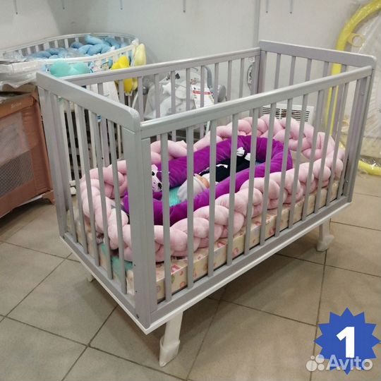 Детская кроватка