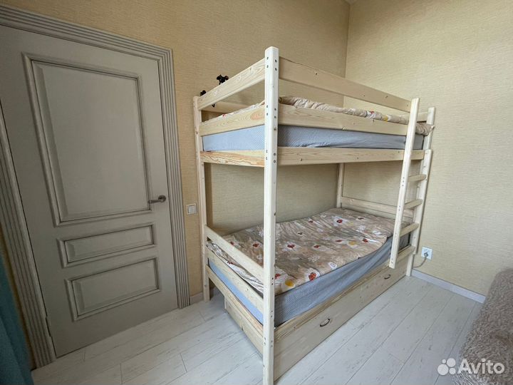 Двухъярусная детская кровать из сосны