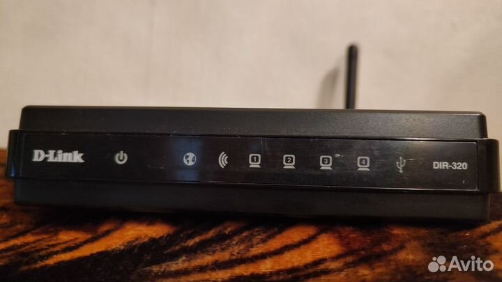 Роутер D-link dir320