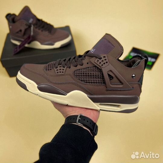 Air Jordan 4 Retro