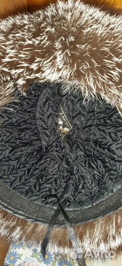 Меховая шапка