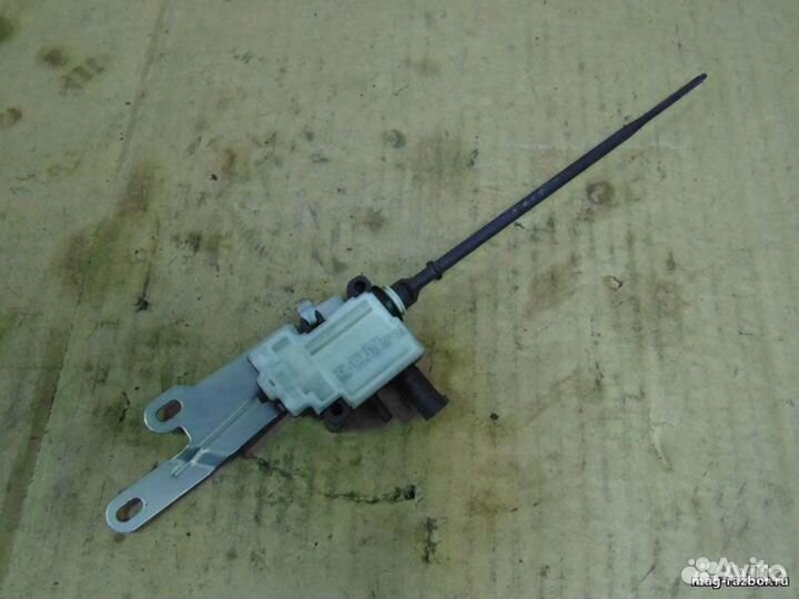 Электрозамок BMW X6 E71 лючка бензобака