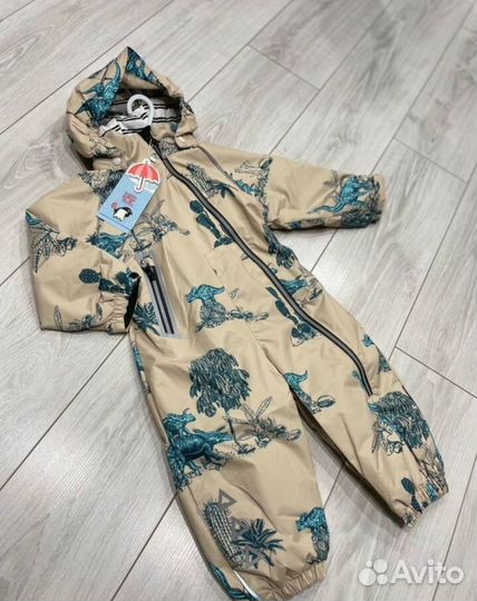 Демисезонный комбинезон для мальчика