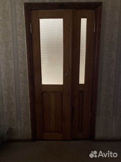 Дверь входная со стеклом бу