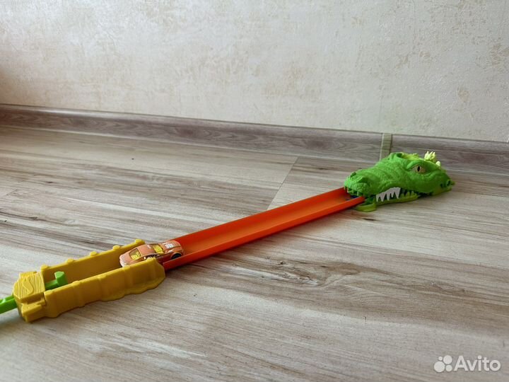 Игровой набор Hot Wheels (треки хот вилс)