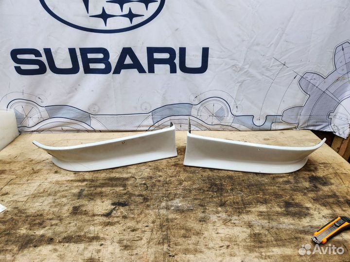 Накладки заднего бампера Subaru Impreza WRX дорест