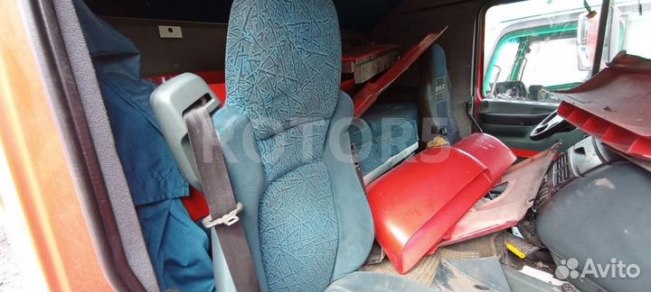 Сиденье правое DAF 95 2 (XF) 2006 1670611