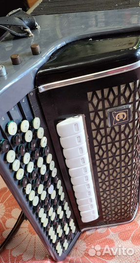 Баян Россия 4х голосный готово-выборный