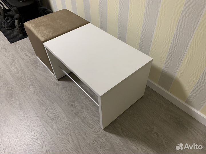 Обувница с пуфиком