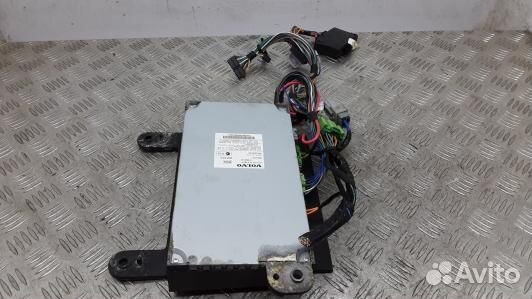 Усилитель музыки volvo XC60 (98Z14S701)