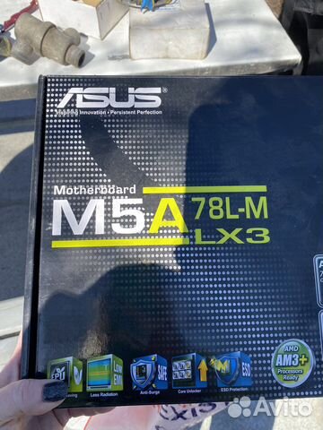 Материнская плата