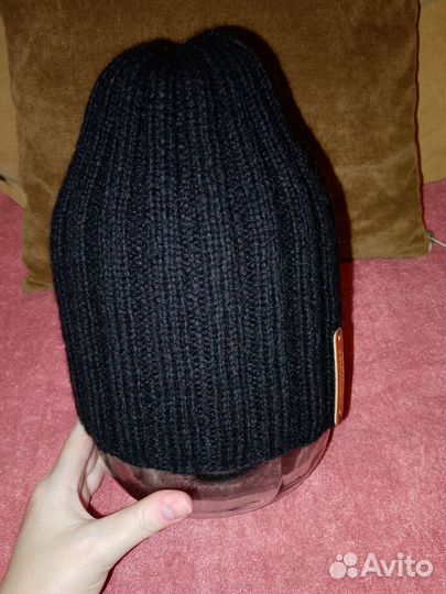 Большая мужская шапка