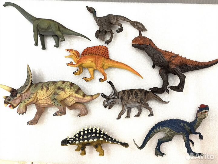 Коллекция 8 динозавров Schleich, Collecta и др