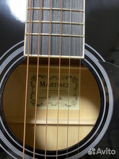 Акустическая гитара Martinez,новая,черный цвет