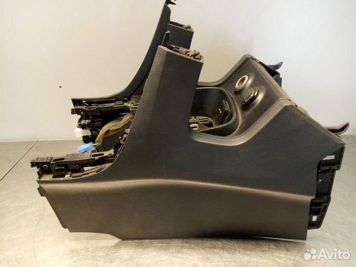 Центральная консоль Hyundai Santa Fe 3 DM D4HB