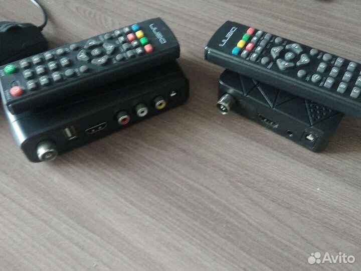 Приставки для телевизора 2шт