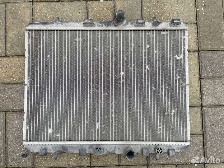 Радиатор охлаждения (основной)