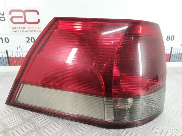 Фонарь задний левый для Opel Vectra C 93182174