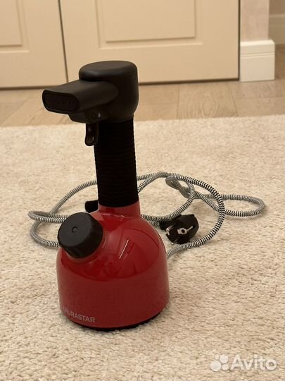 Отпариватель для одежды Laurastar