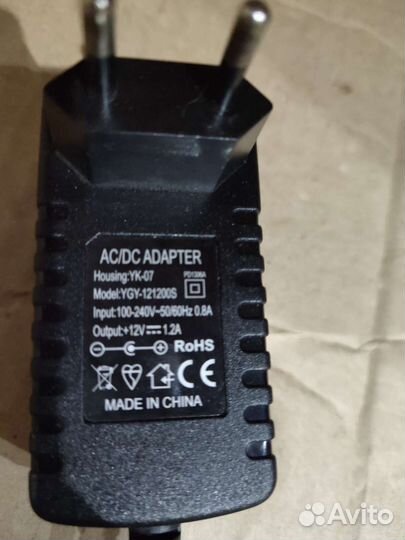 Адаптер блок 12v 1,2А