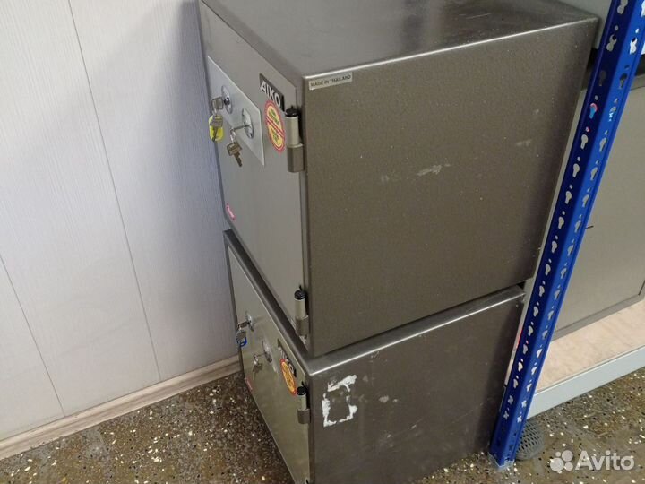 Продам сейф Айко