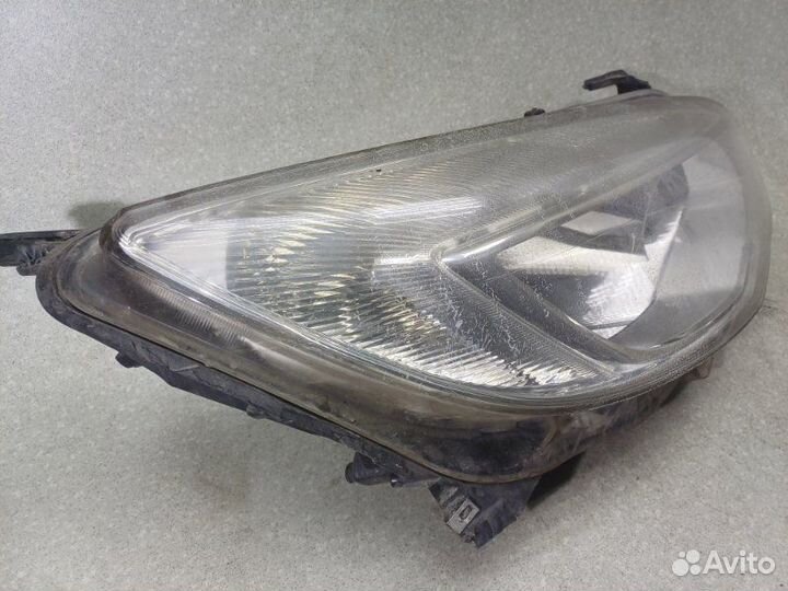 Фара передняя правая Opel Astra J хэтч 1.6 A16XER
