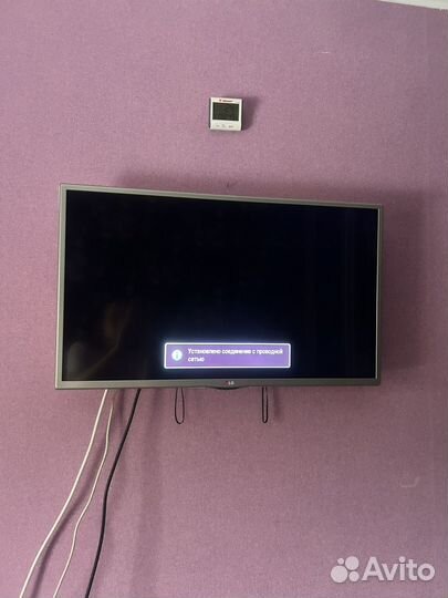 Телевизор lg SMART tv 32 дюйма