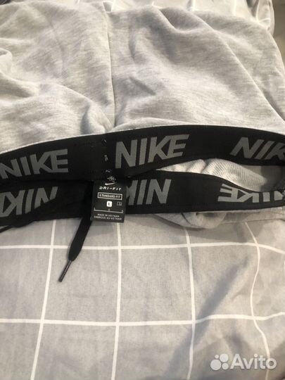 Спортивные штаны nike мужские, L