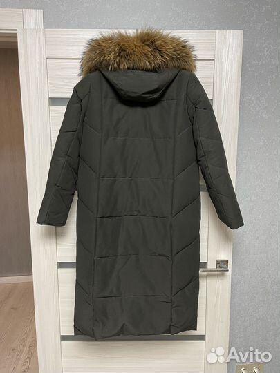 Женский пуховик