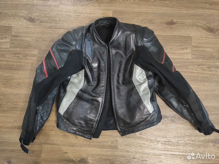 Macna мотокуртка кожаная 54