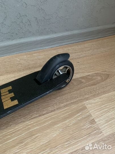 Трюковый самокат