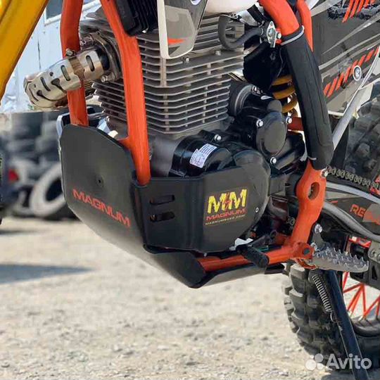 Защита двигателя и прогрессии regulmoto athlete до