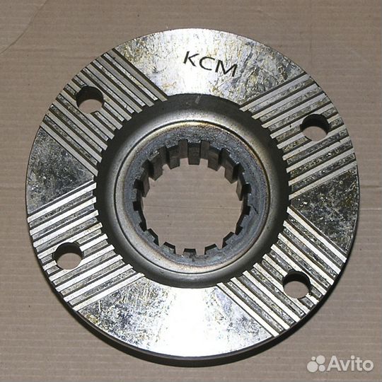 Фланец редуктора заднего моста (4 отверстия М (см)