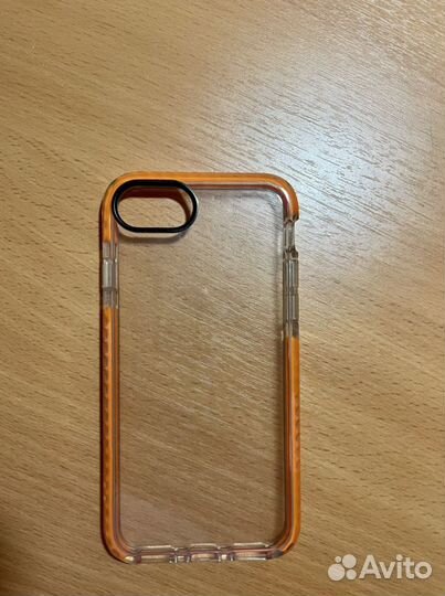 Противоударный прозрачный чехол на iPhone 8