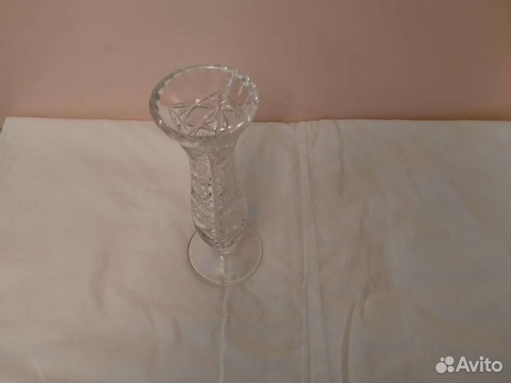 Хрустальная ваза