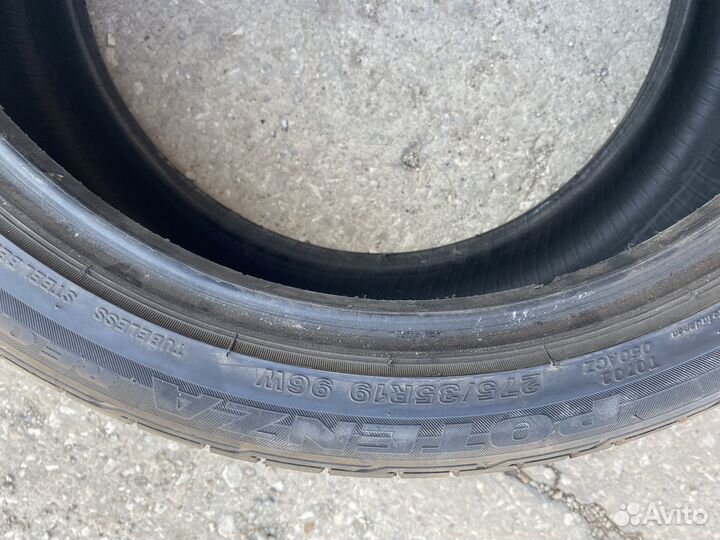 Bridgestone Potenza RE050A 245/40 R19 и 275/35 R19 94W