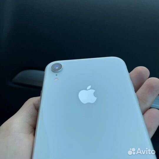 iPhone Xr, 128 ГБ