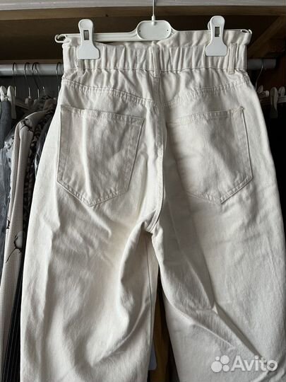 Джинсы pull and bear бежевые