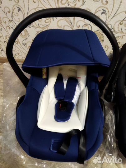 Новая автолюлька с рождения + вкладыш