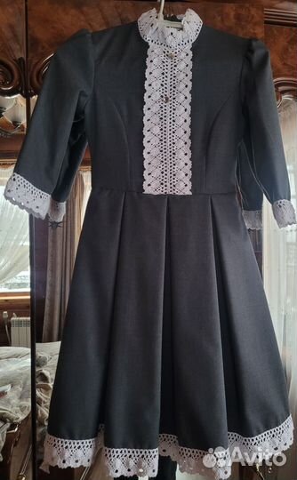 Платье для девочки школьное 140-146