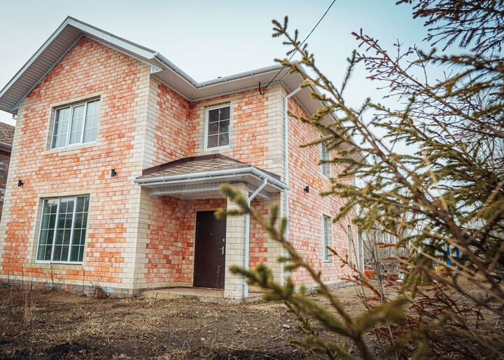 Дом 180 м² на участке 6,5 сот.