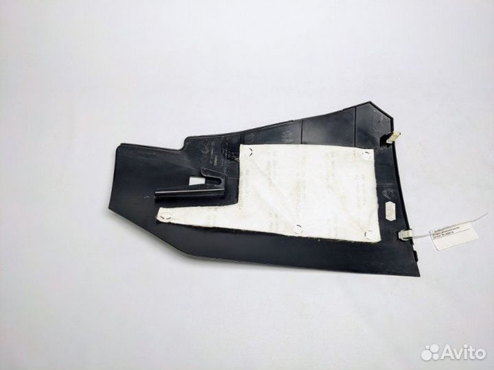 Накладка правая Hyundai Ix35 G4NA 2014