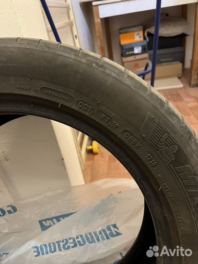 Michelin Pilot Sport 4 215/55 R17