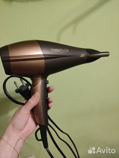 Фен для волос scarlett