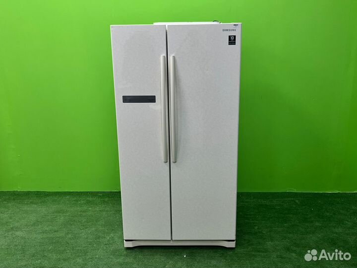Холодильник Samsung RS54N3003EF/WT