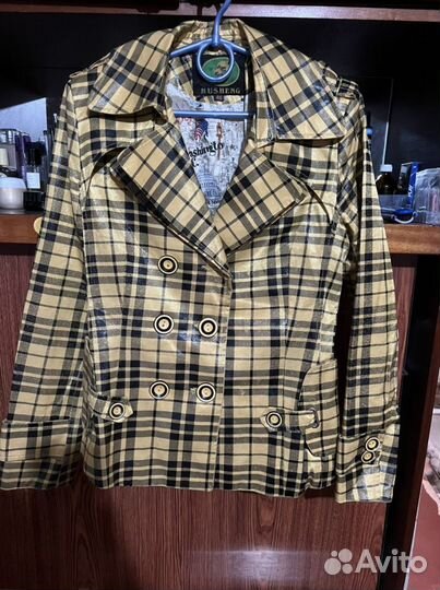 Плащи и куртка