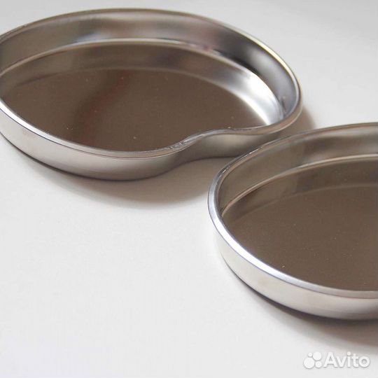 Металлический лоток для дезинфекции инструментов