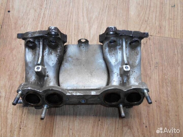 Коллектор впускной ваз 1118 Лада Калина